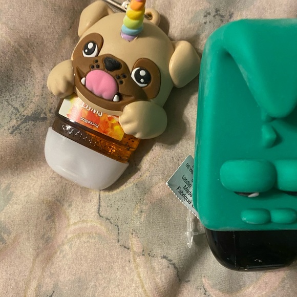 Light Up Unicorn and Ally Alligator Holders - Picture 4 of 4